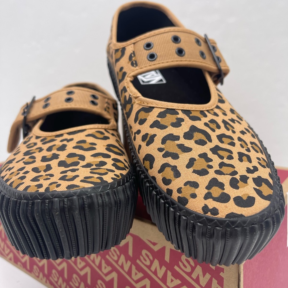 Vans WMNS Mary Jane Creeper
Grunge Core Leopard Platform Sneakers 
VN000D07LPR - Picture 6 of 16